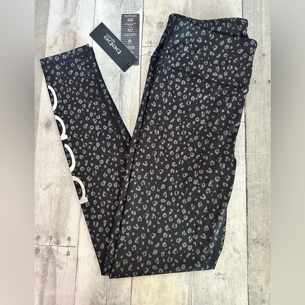 NWT BEBE SPORT Leggings Size M